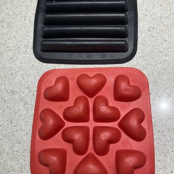 IKEA LOT OF 2 ICE MOULDS TRAYS - Picture 2 of 2